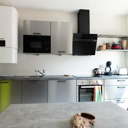 55 M²/ Chez Lorette/ 250m Lake/ Private Parking * Annecy