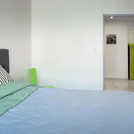 Apartment 55 M²/ Chez Lorette/ 250m Lake/ Private Parking