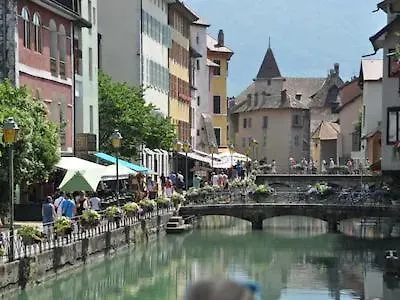 Apartament 55 M²/ Chez Lorette/ 250m Lake/ Private Parking *